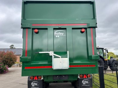 Bailey 16 ton TB silage trailer