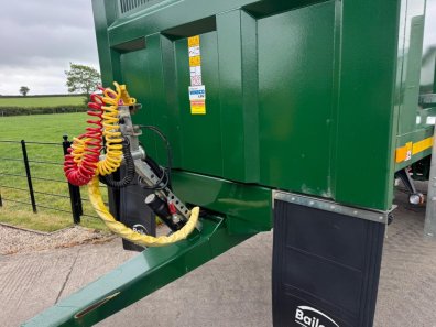 Bailey 16 ton TB silage trailer