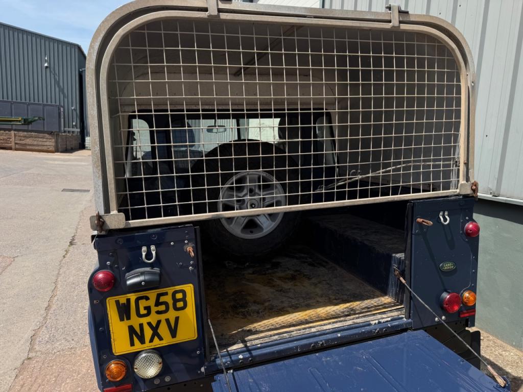 Land Rover Defender 90 Truck Cab 2.4 Diesel
