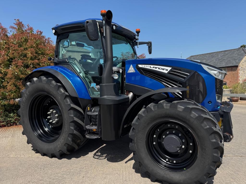 Landini T7-230