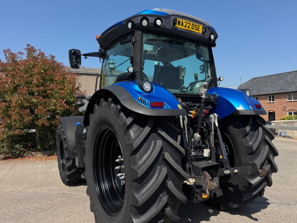 Landini T7-230