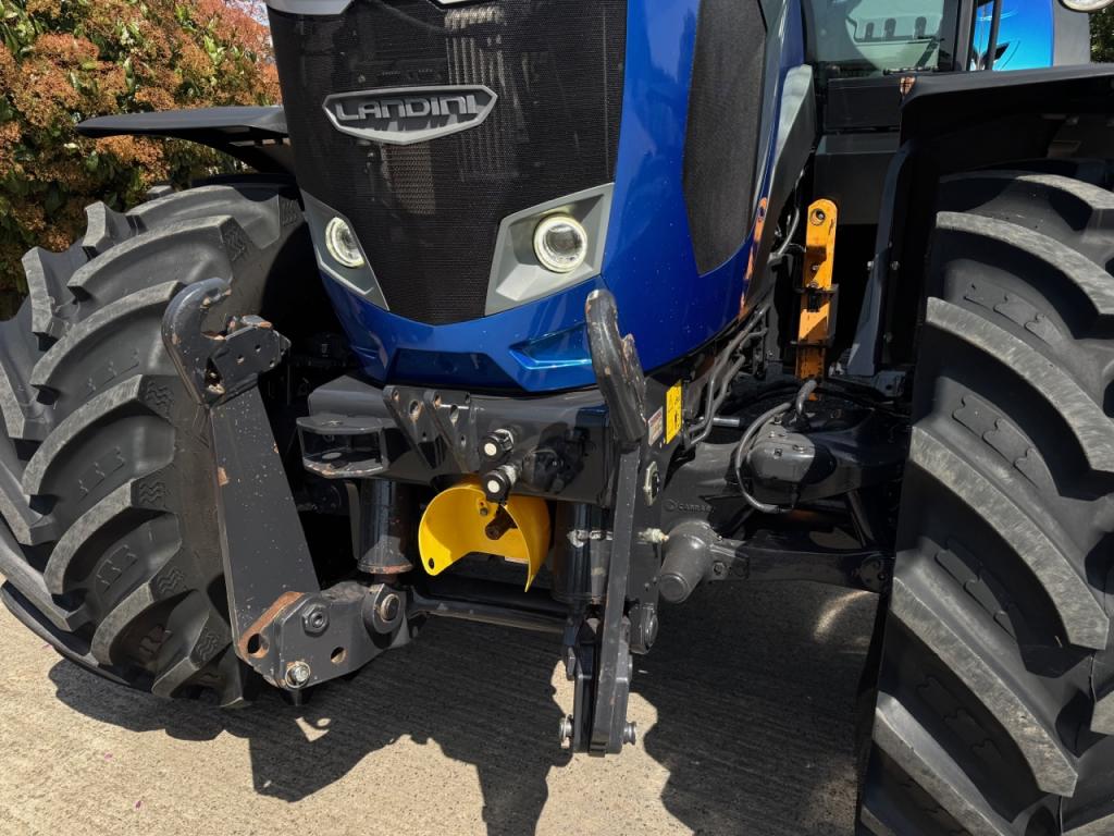 Landini T7-230