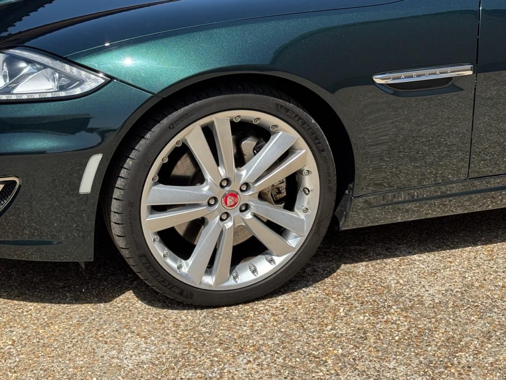 Jaguar XK Signature Edition 5.0LT V8 petrol