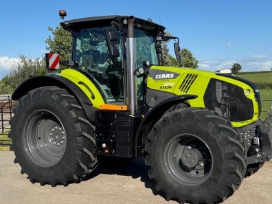 Claas Axion 870 Night Edition