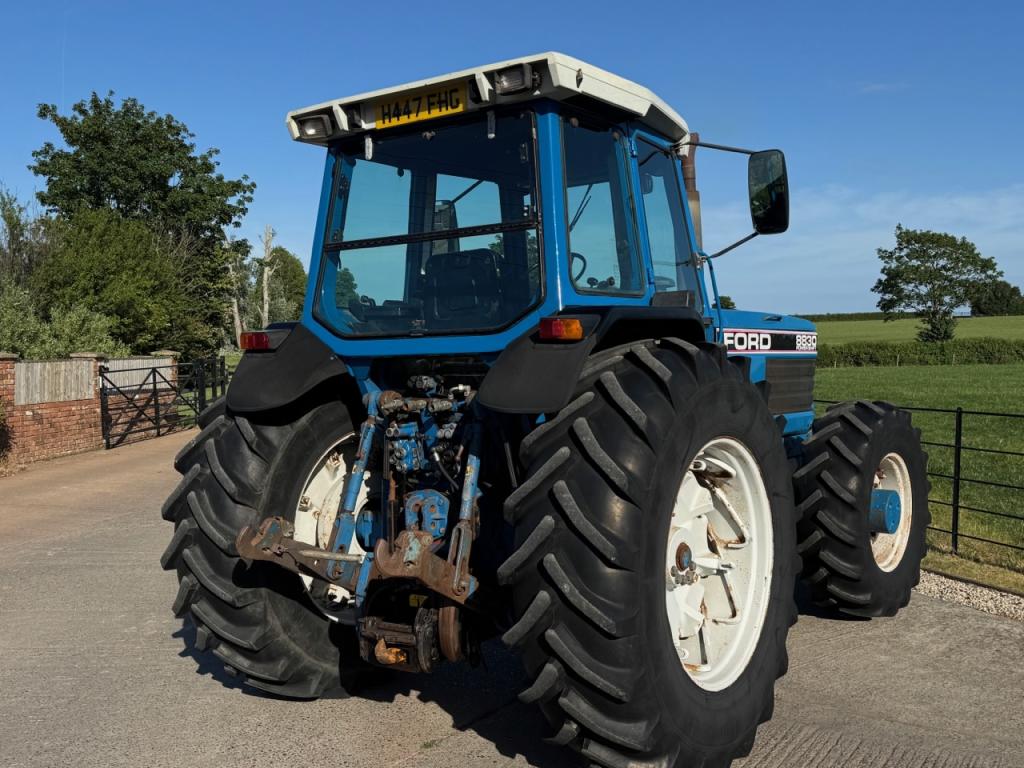 Ford 8830 Super-Q