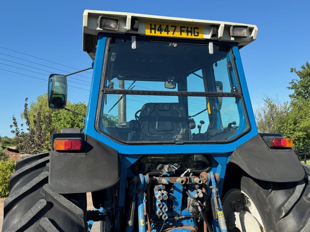 Ford 8830 Super-Q