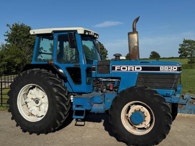 Ford 8830 Super-Q