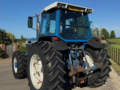 Ford 8830 Super-Q