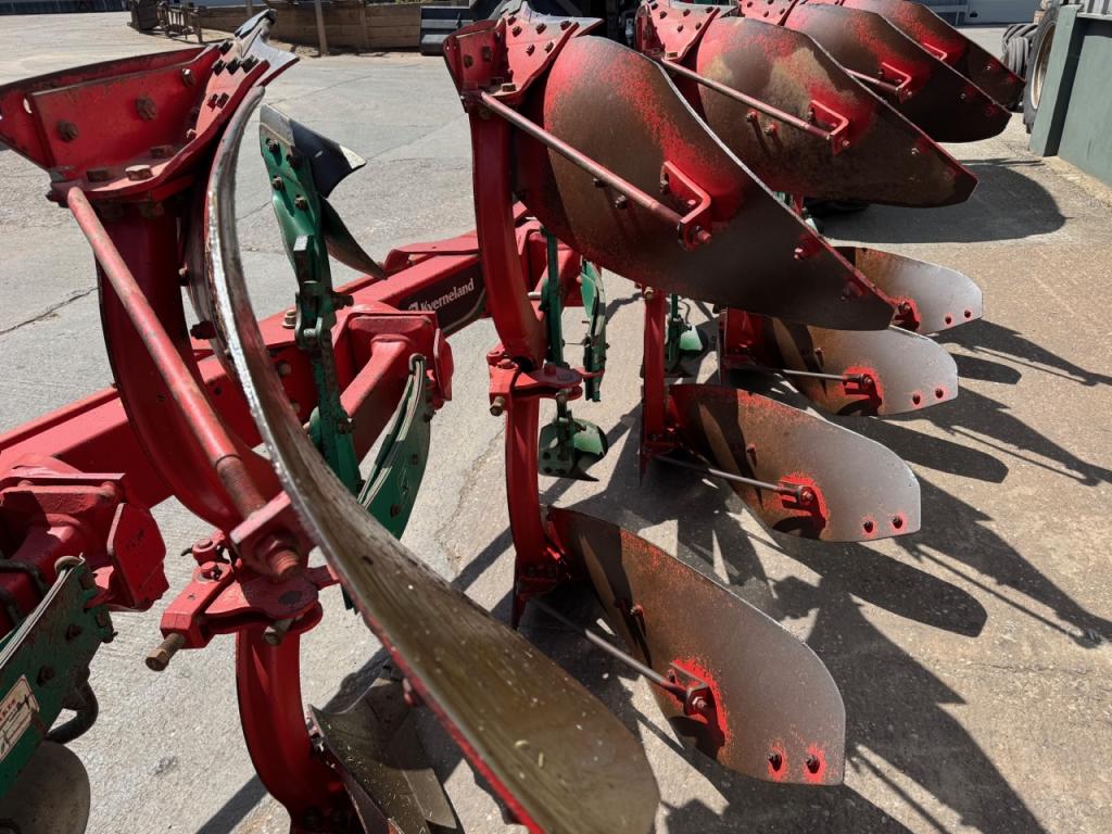 Kverneland EG 85/300 plough