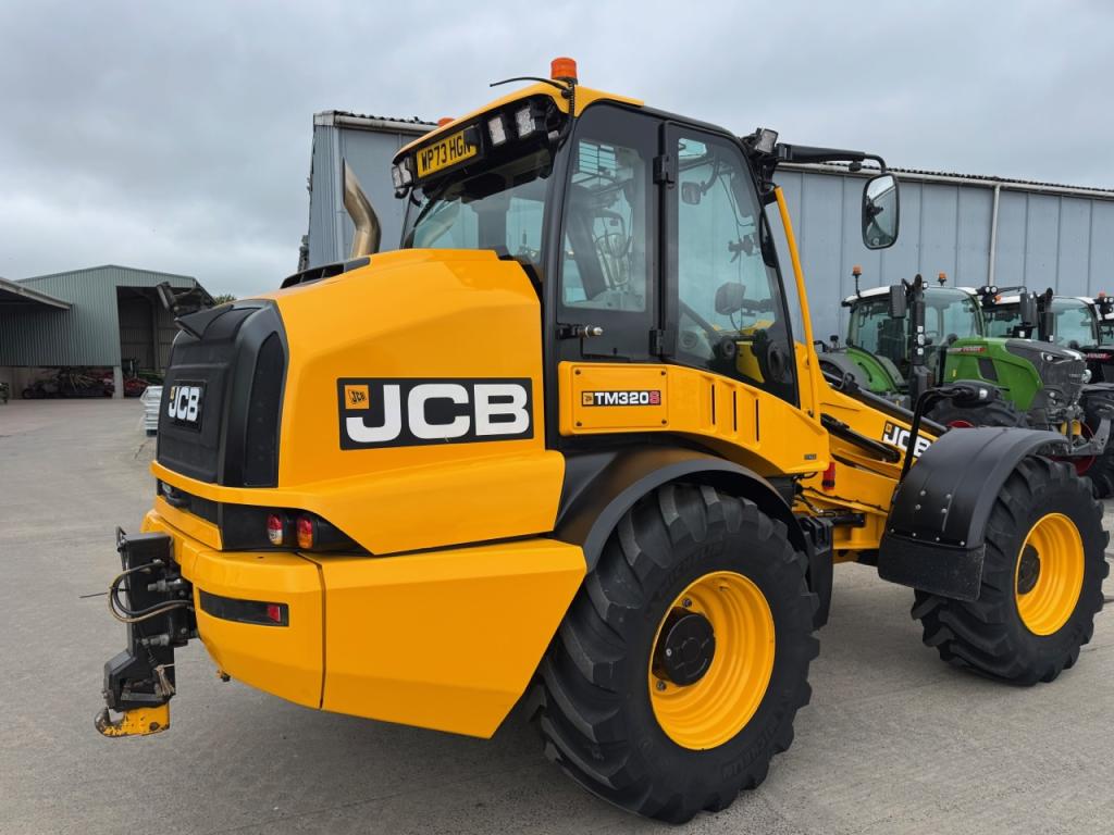 JCB 320S
