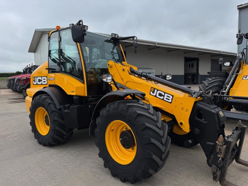 JCB 320S