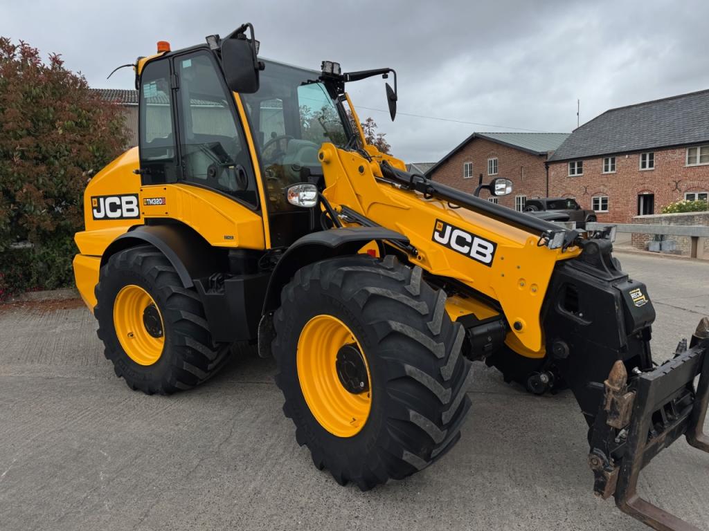 JCB 320S
