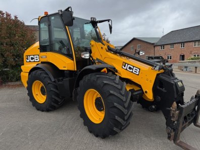 JCB 320S