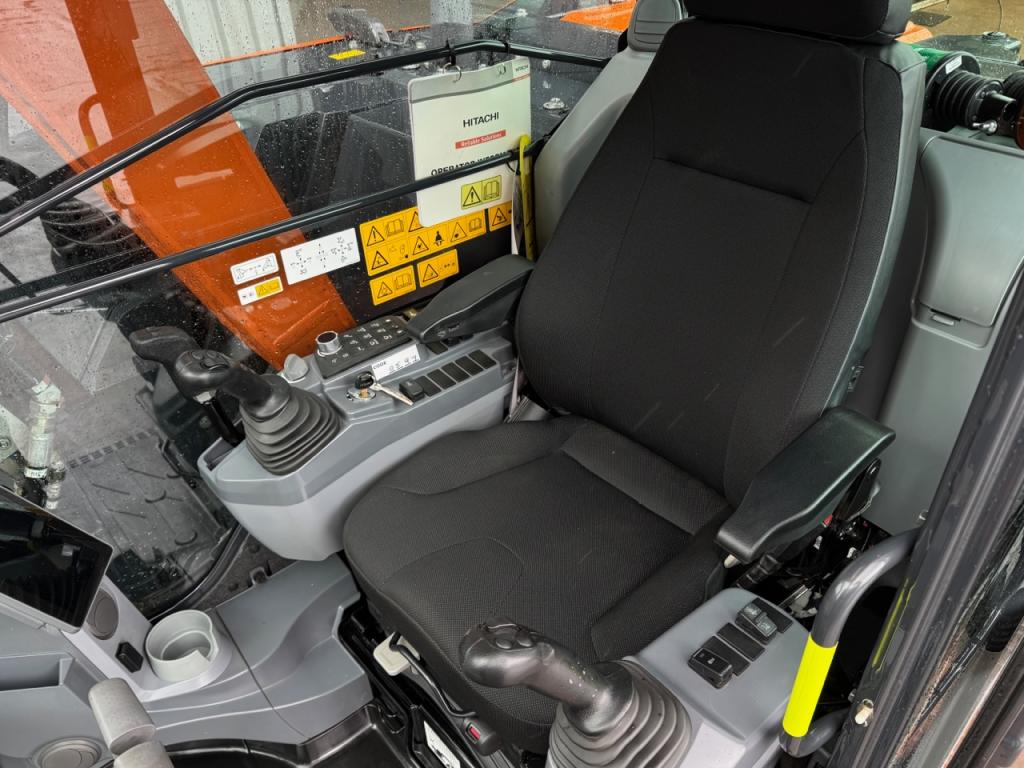 Hitachi Zaxis 95US