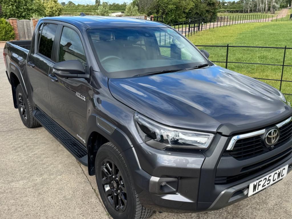 Toyota Hi-Lux Invincible X 2.8 Diesel