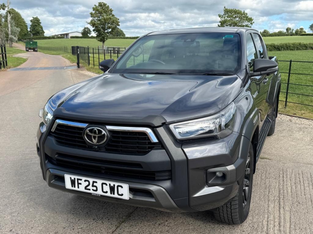 Toyota Hi-Lux Invincible X 2.8 Diesel