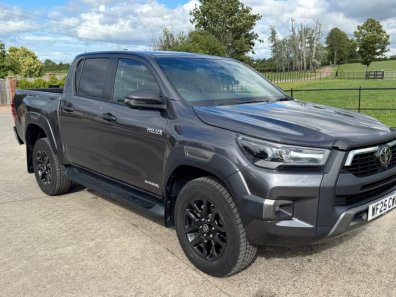 Toyota Hi-Lux Invincible X 2.8 Diesel