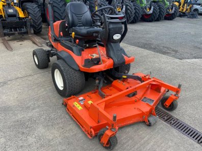 Kubota F3890 mower