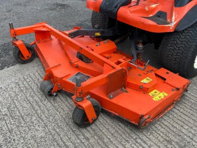 Kubota F3890 mower