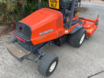 Kubota F3890 mower