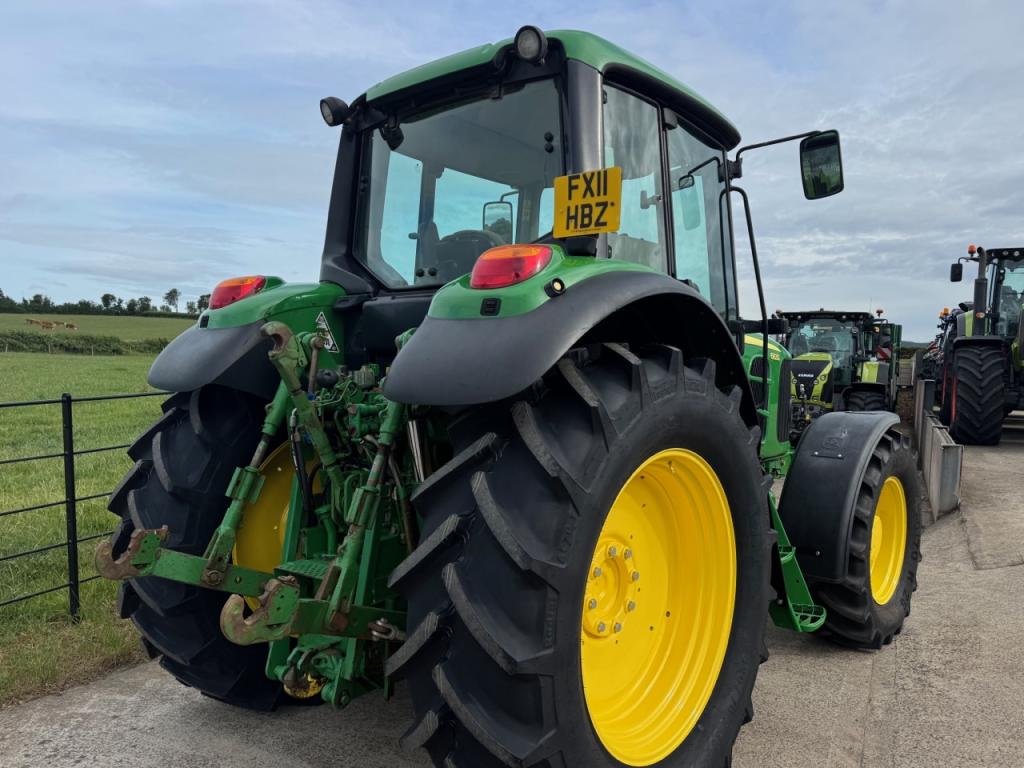 John Deere 6830 Standard