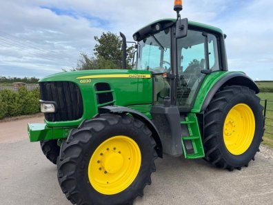 John Deere 6830 Standard