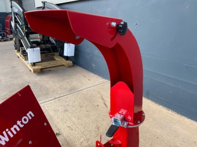 Winton wood chipper