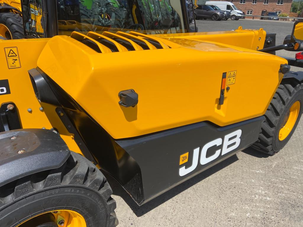 JCB 525-60 Hi-Viz telescopic