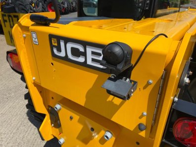 JCB 525-60 Hi-Viz telescopic