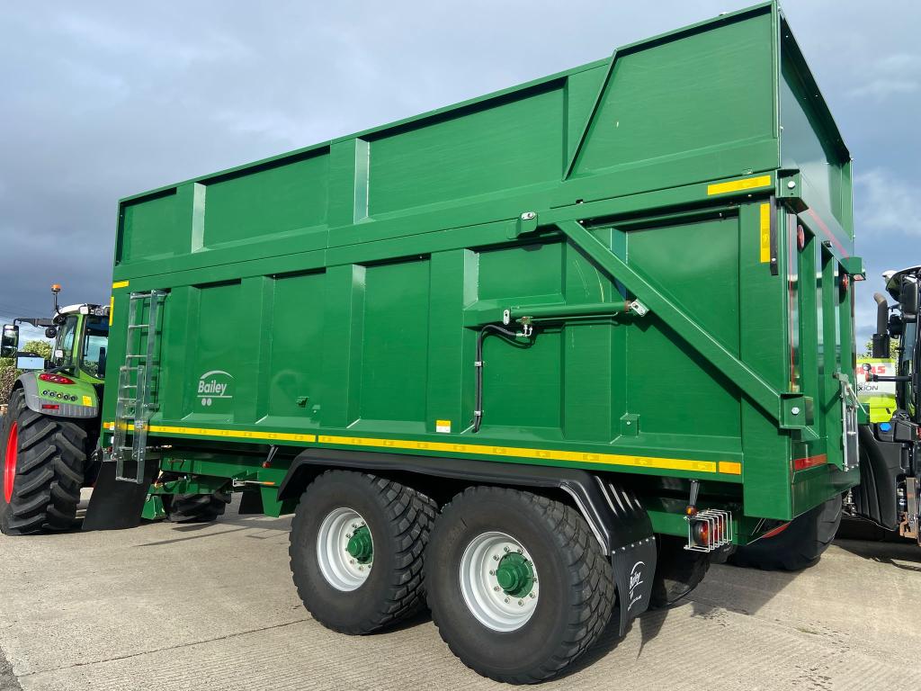 Bailey 16 ton TB silage trailer