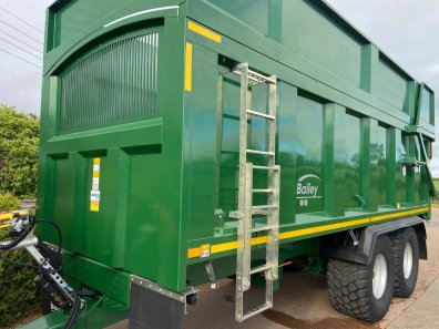 Bailey 16 ton TB silage trailer