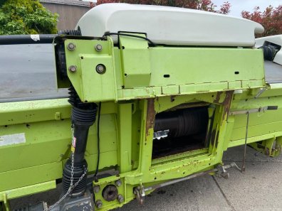Claas 610 direct disc whole crop header