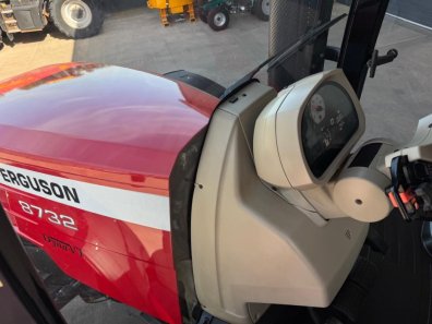 Massey Ferguson 8732
