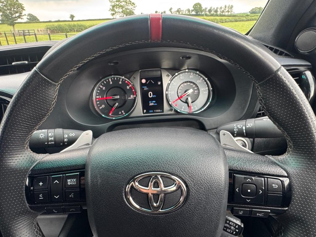 Toyota Hi-Lux GR Sport 2.8 diesel