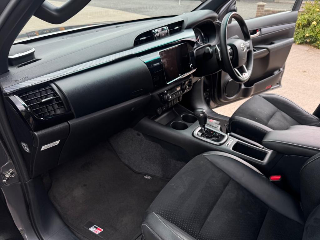 Toyota Hi-Lux GR Sport 2.8 diesel