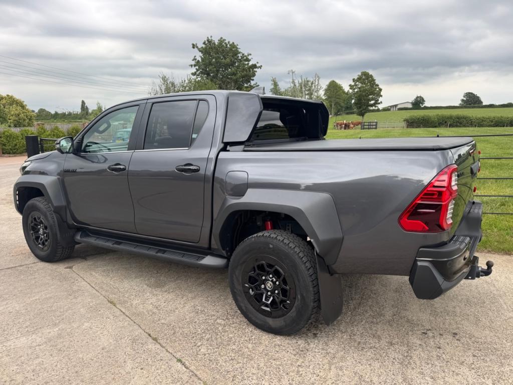 Toyota Hi-Lux GR Sport 2.8 diesel