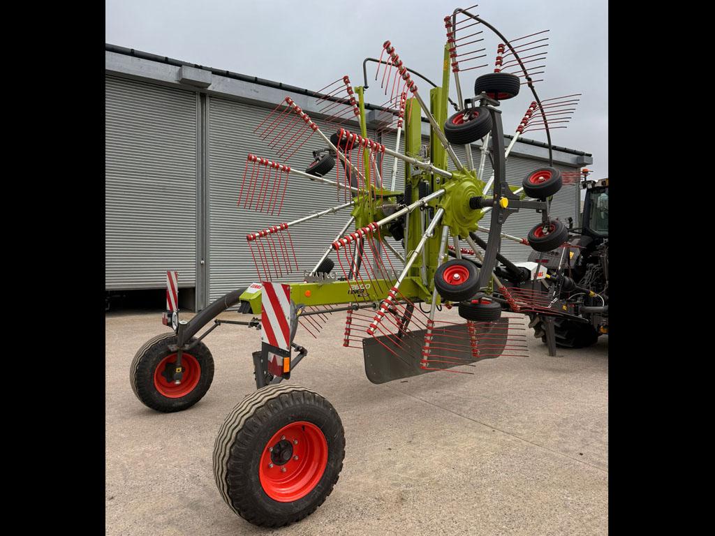 Claas 2800 trend twin rotor rake