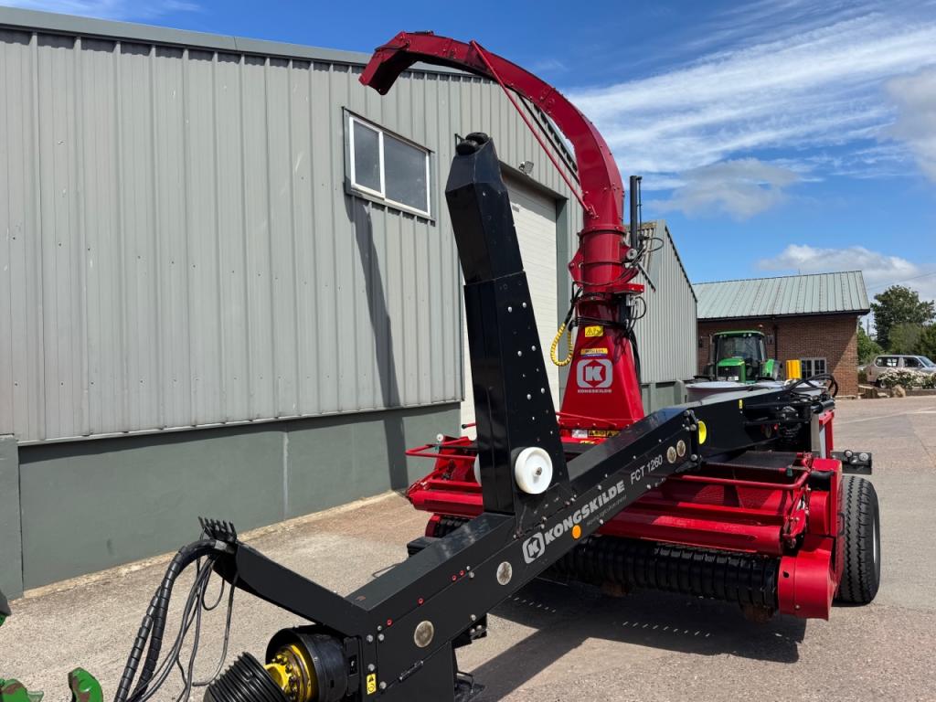 JF FCT 1260 trailed forager