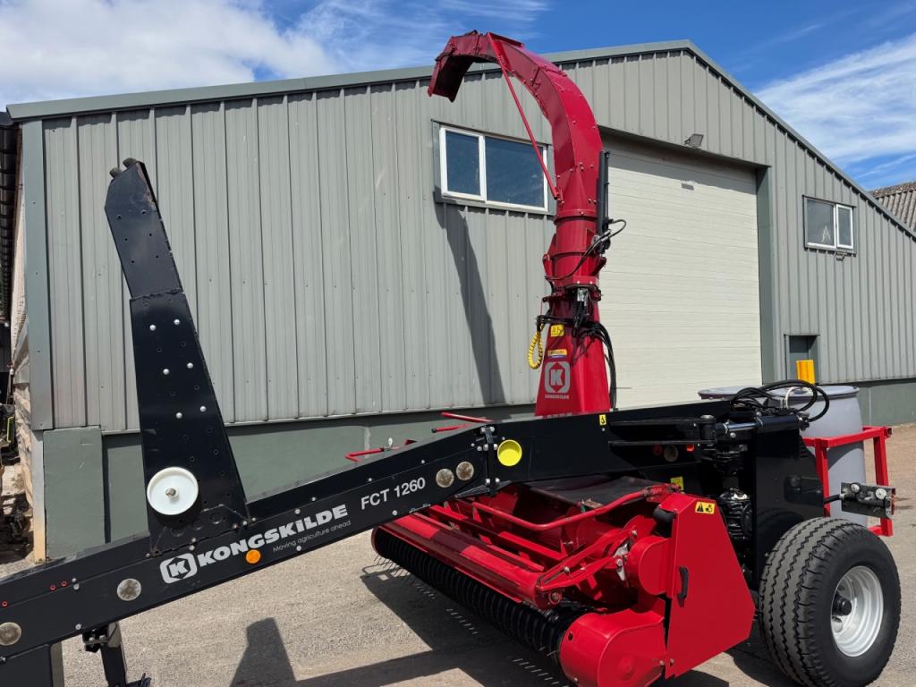 JF FCT 1260 trailed forager