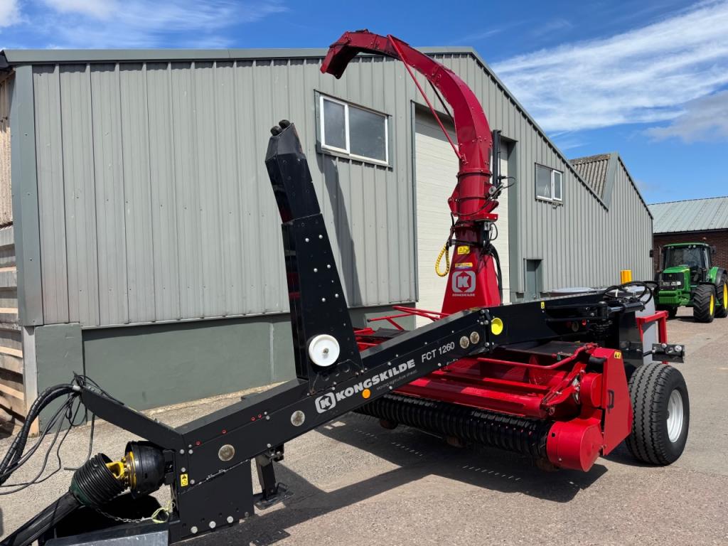 JF FCT 1260 trailed forager