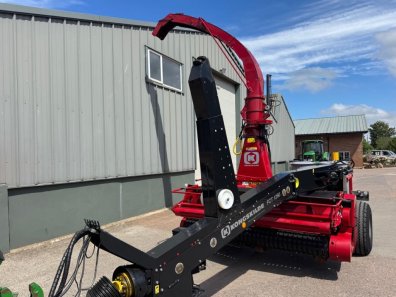 JF FCT 1260 trailed forager