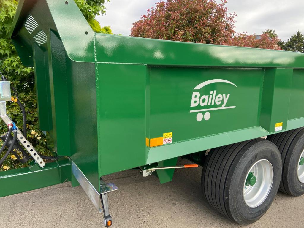 Bailey 10 Ton dump trailer
