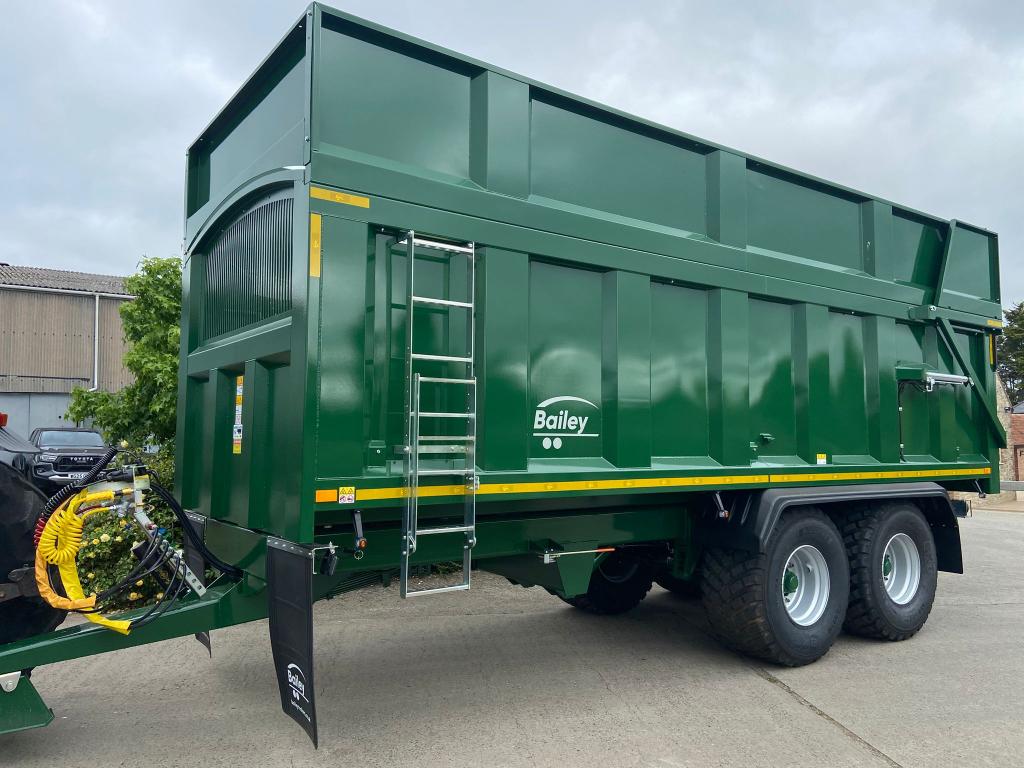 Bailey 18 ton TB silage trailer