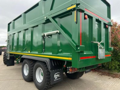Bailey 18 ton TB silage trailer