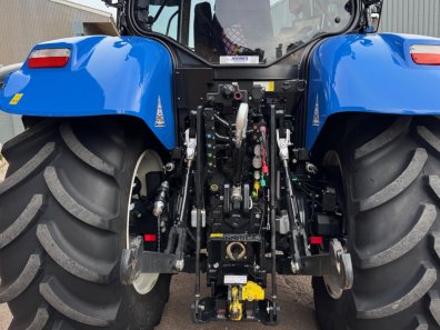 New Holland T7.225