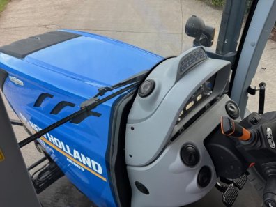 New Holland T7.225