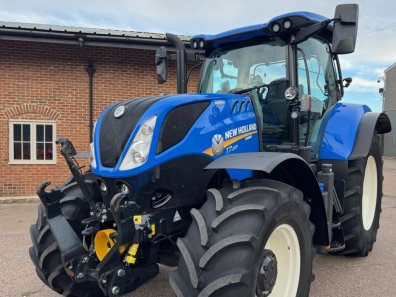 New Holland T7.225