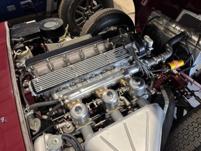 Jaguar E-Type Mkll Coupe 4.2 Litre