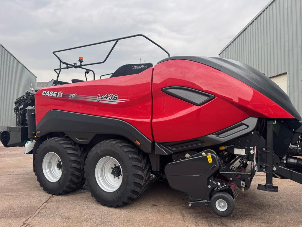 Case LB436 HD baler