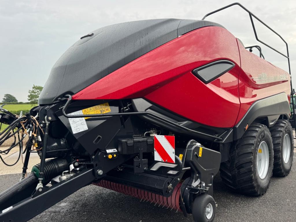 Case LB436 HD baler